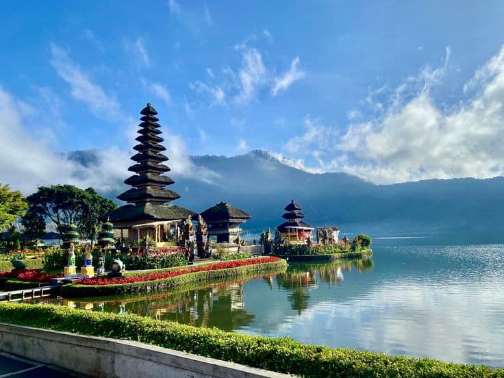 Airport transfer to Bedugul, Bali